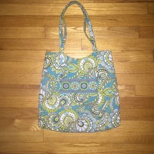 VERA BRADLEY LARGE TOTE
